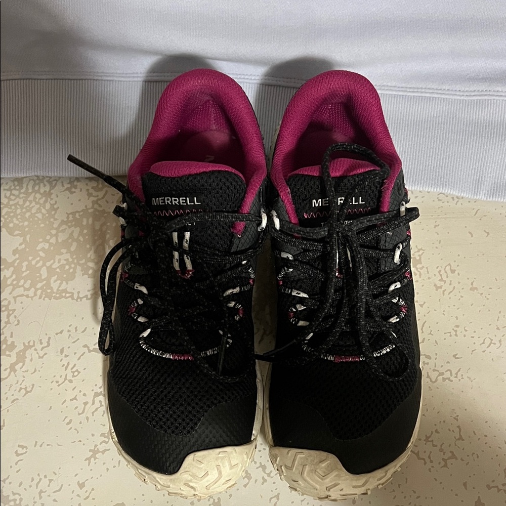 Merrell Black and Pink Athletic Barefoot Shoes - Picture 2 of 6
